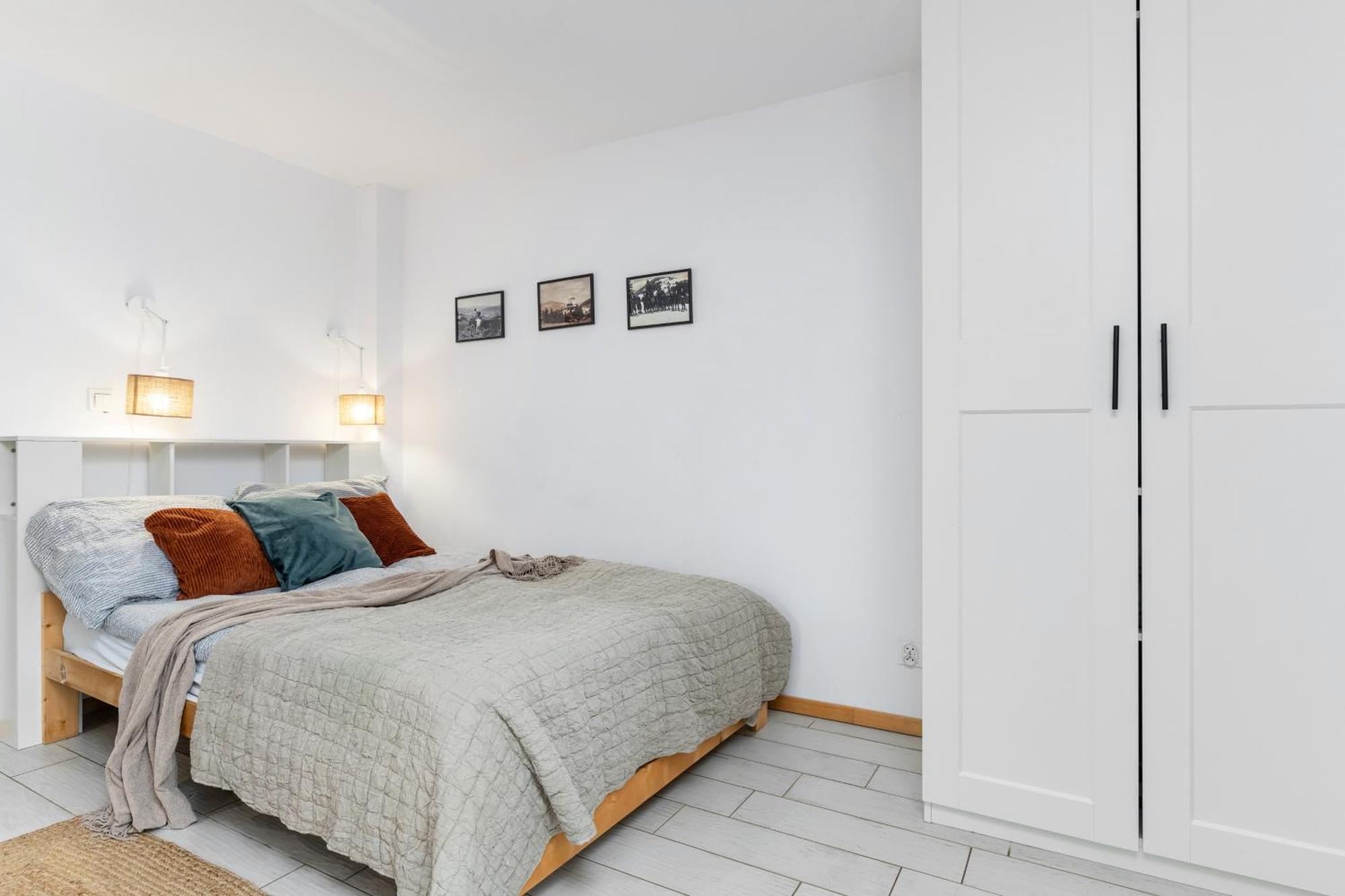 W Deski Dom Apartamenty Krzyżowa Exteriér fotografie