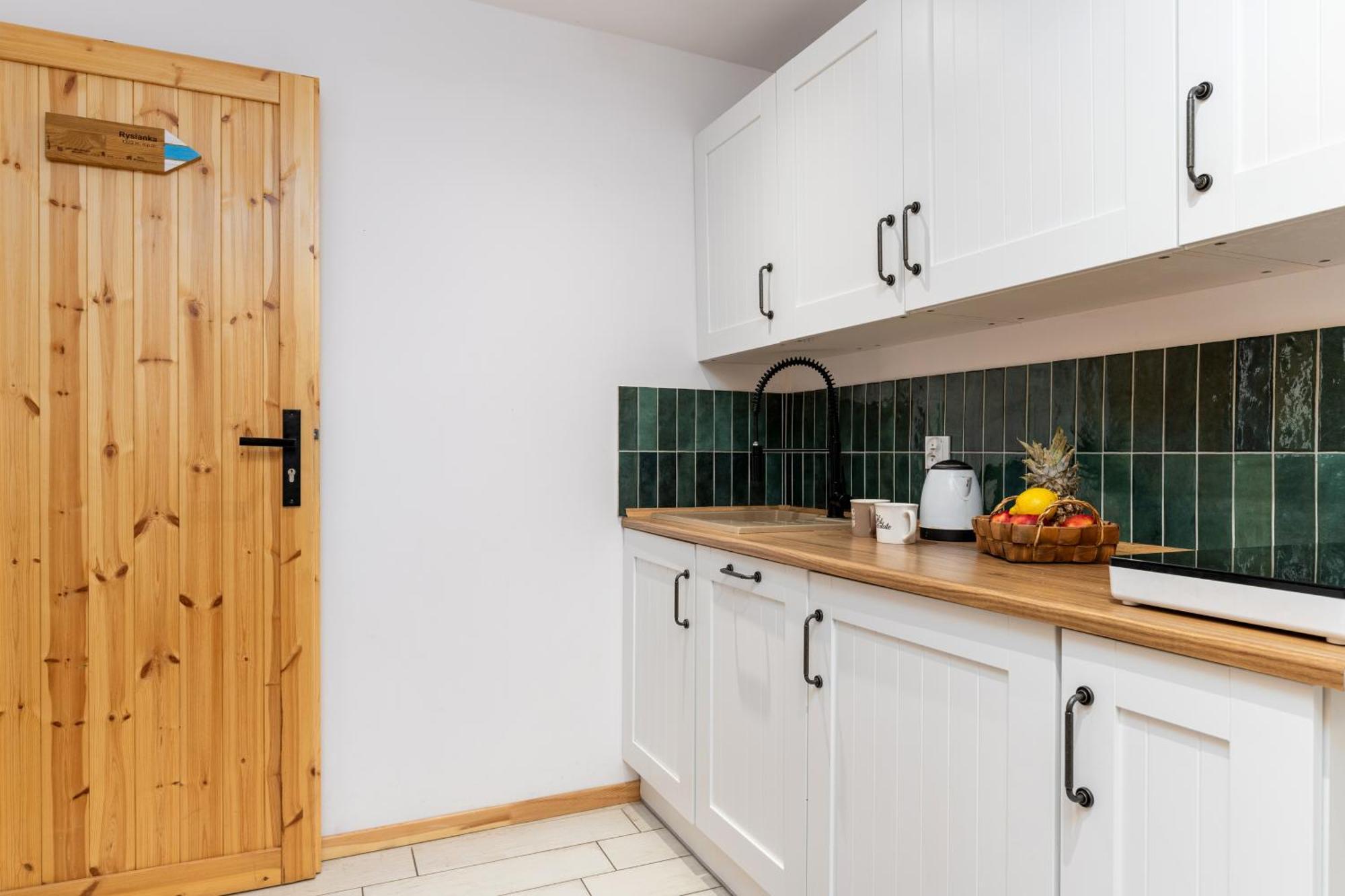 W Deski Dom Apartamenty Krzyżowa Exteriér fotografie
